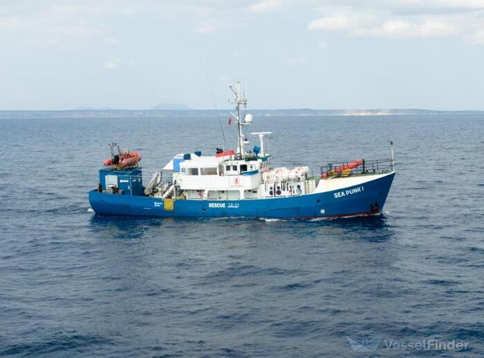 Nave Della Ong Sea Punk Salva