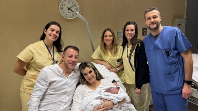 Nuove Ec82B63A Ecco I Bambini Nati I