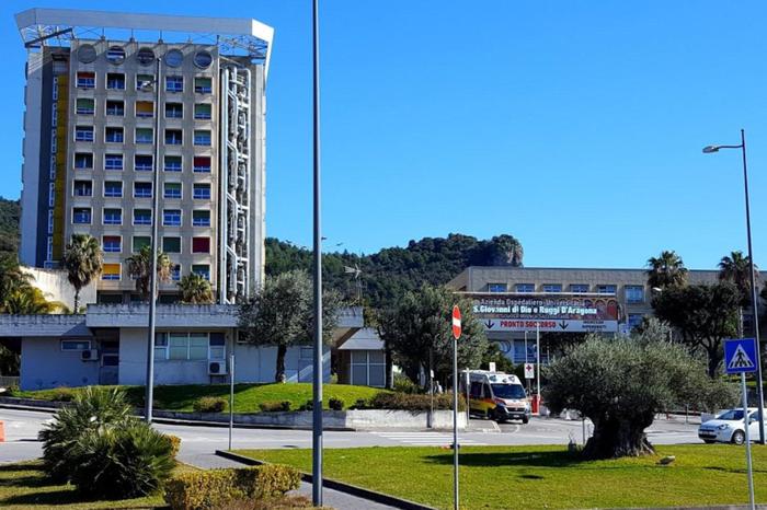 Nuovo Ospedale Ruggi D27Aragona