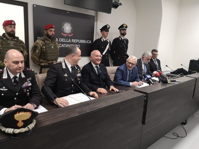 Operazione Contro La Cosca Gal