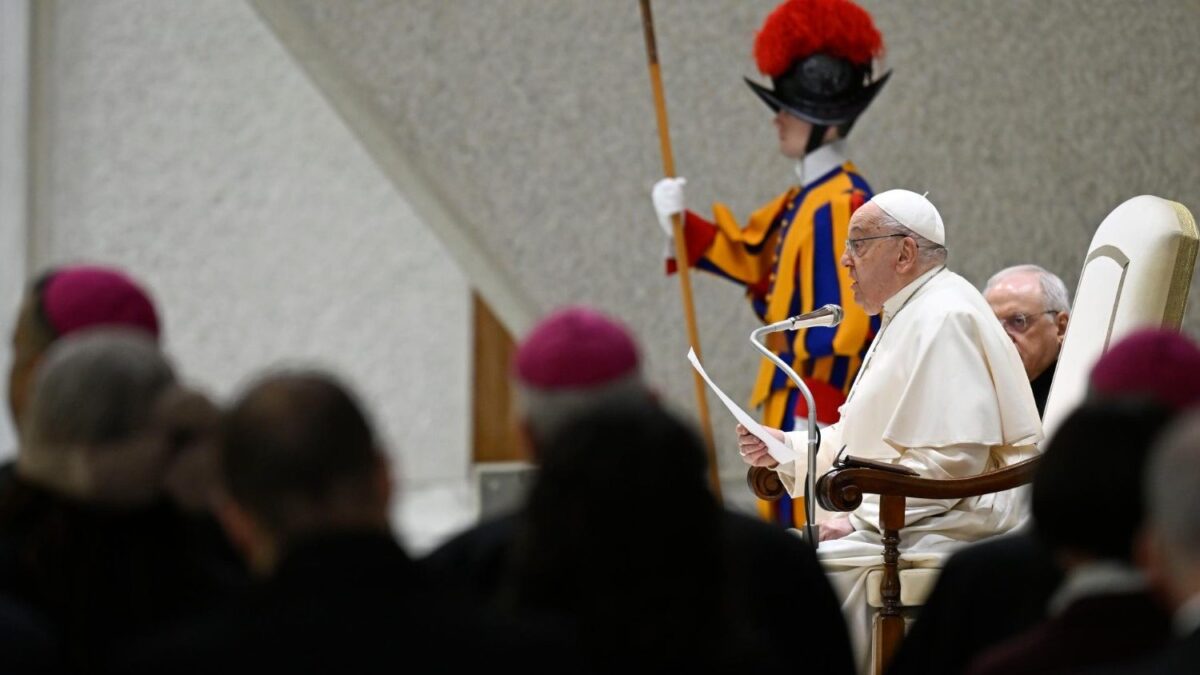 Papa Francesco Denuncia Lo Sfr