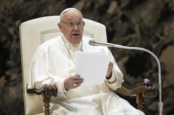 Papa Francesco Inaugura Le Udi