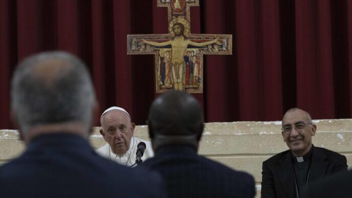 Papa Francesco Incontra Nuovam