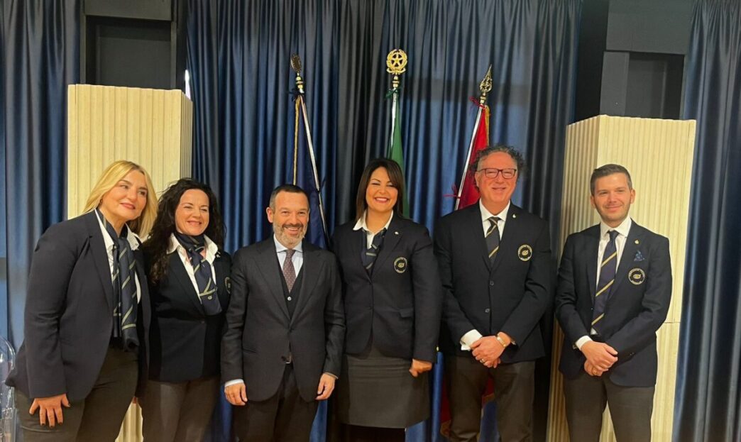 Pescara Ospita Le28099Evento Dedica