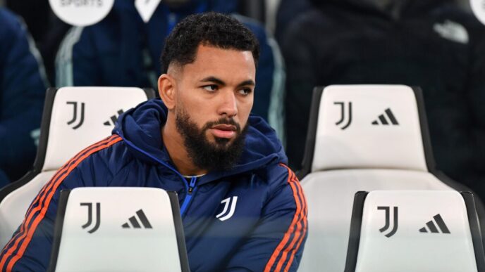 Possibile Addio Di Douglas Lui
