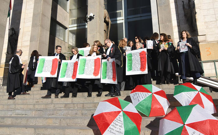 Protesta Dei Magistrati A Cata