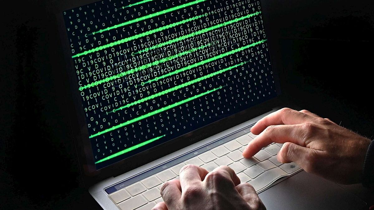 Quindicenne Hacker3A Devia Navi