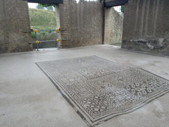 Riapertura Della Casa Della Ge