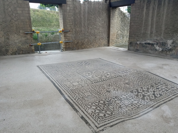 Riapertura Della Casa Della Ge