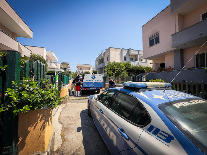 Roma2C Accoltellamento In Piazz