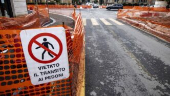 Roma2C Crollo In Via Filomusi G