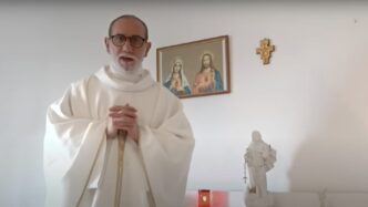 Scandalo In Diocesi3A Scomunica