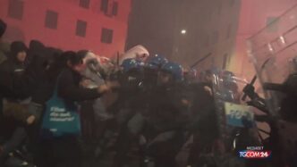 Scontri E Cariche A Roma Per R
