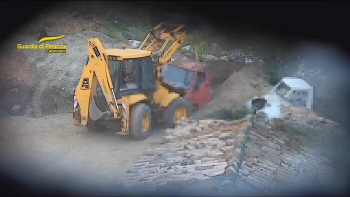 Sequestro Di Rifiuti Pericolos