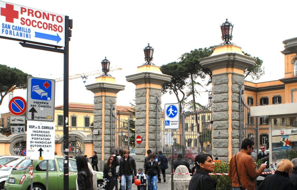 Studente Filippino Accoltellat