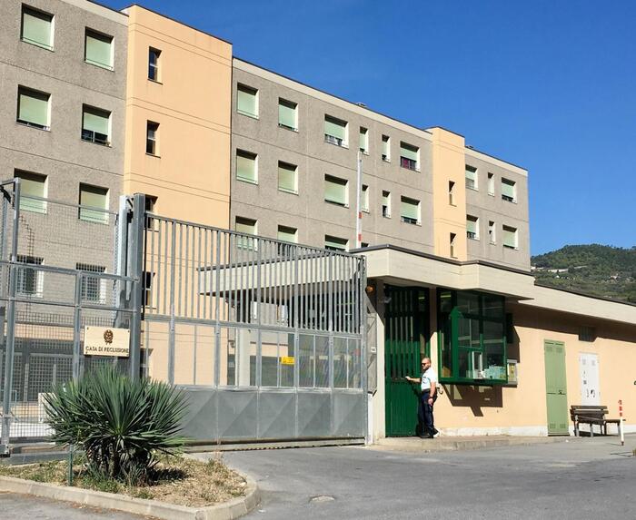 Tentato Scavalcamento In Carce