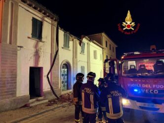 Tetto Di Una Casa In Ristruttu