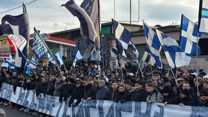 Tifosi Del Napoli In Festa All