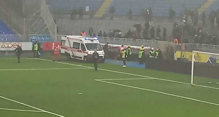 Tifoso Della Pro Patria In Gra