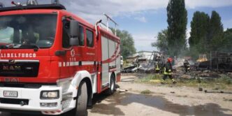 Tragedia A Massa D27Albe3A Muore
