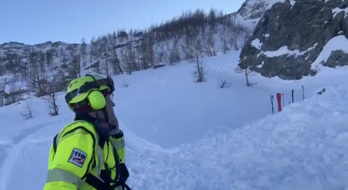 Tragica Valanga Sulle Alpi Lep