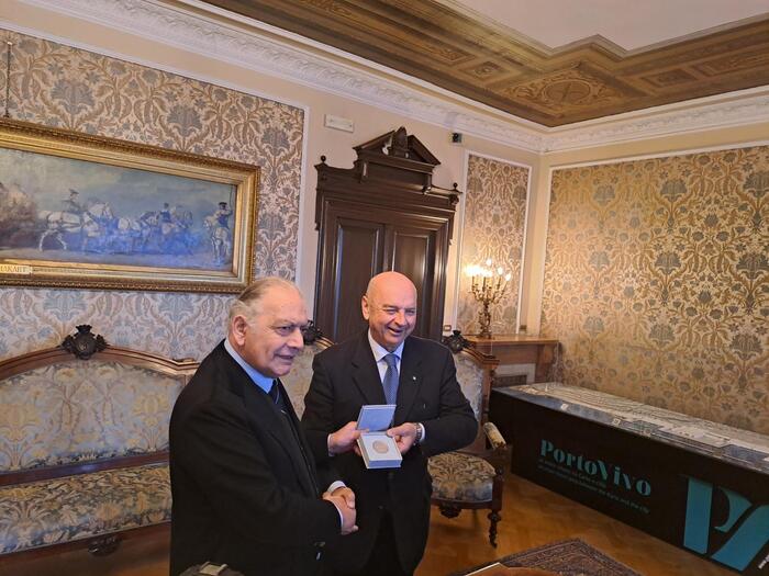 Trieste3A Il Sindaco Dipiazza R