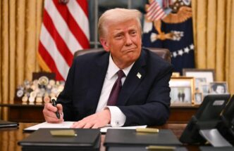 Trump Confonde La Spagna Con I