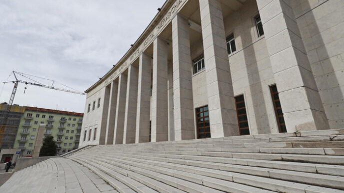 Ultimo Atto Per Il Processo 22F