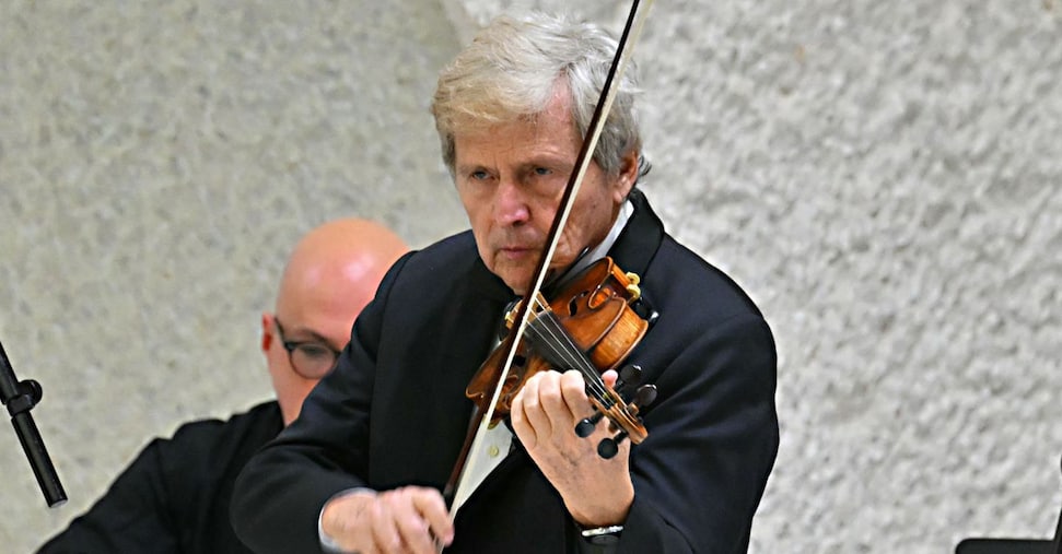 Uto Ughi E La Musica A Scuola3A