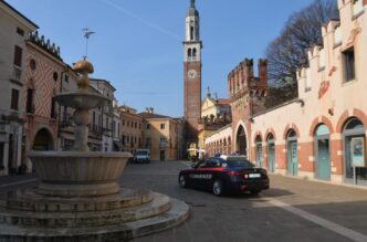 Vicentino Inganna La Commessa3A