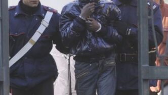 Violenza Nella Baraccopoli Di