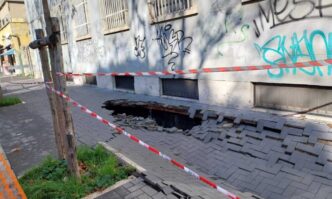 Voragine A Latina3A Marciapiede