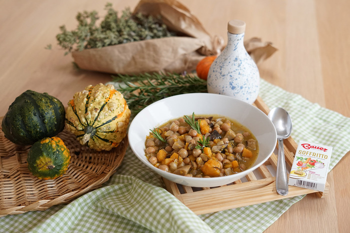 Zuppa Di Zucca2C Funghi E Ceci3A