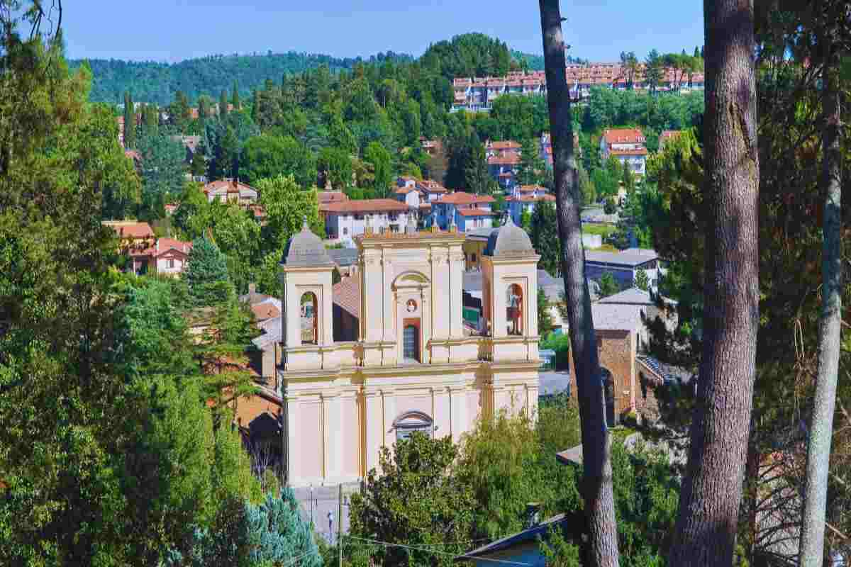 E' Tra I Borghi Più Mesteriosi, Si Trova A Due Passi Dalla Capitale: Quello Che Custodisce La Cattedrale Ha Dell'Incredibile 5 Le Bellezze Di Acquapendente E Torre Alfina
