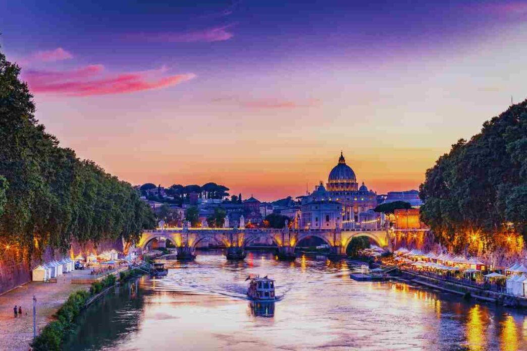 Camapgnano Di Roma. Bellissimo Borgo