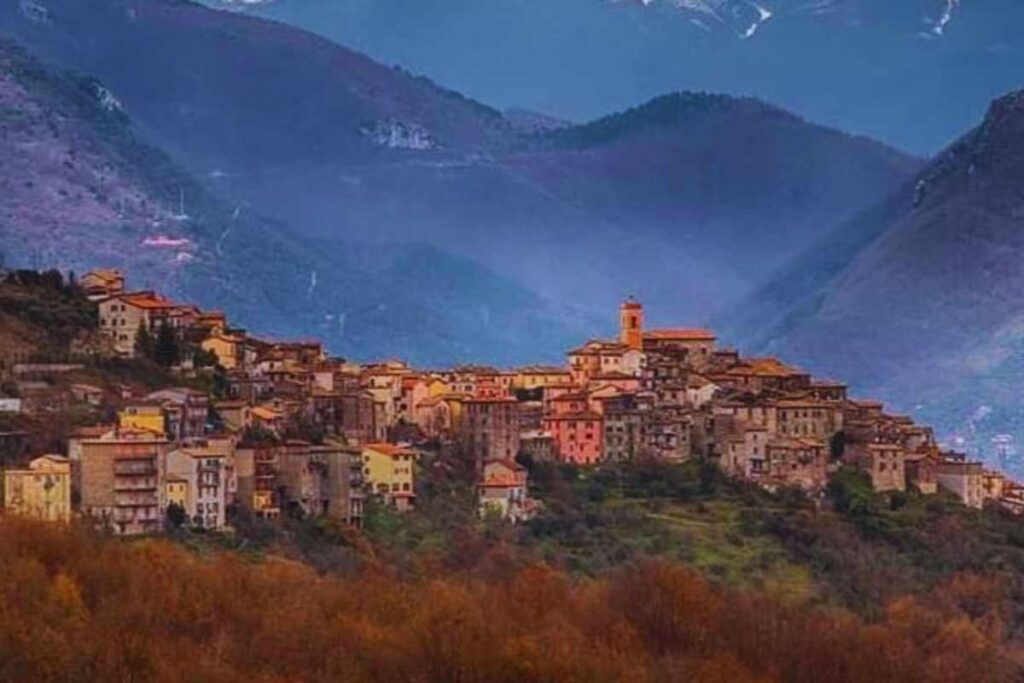 affascinante borgo nel lazio
