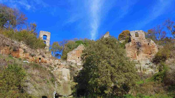 Alla Scoperta Di Monterano