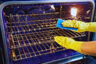 Pulizia Del Forno: Il Trucco