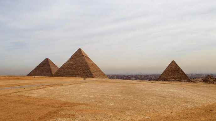 Pyramids 4796249 1280