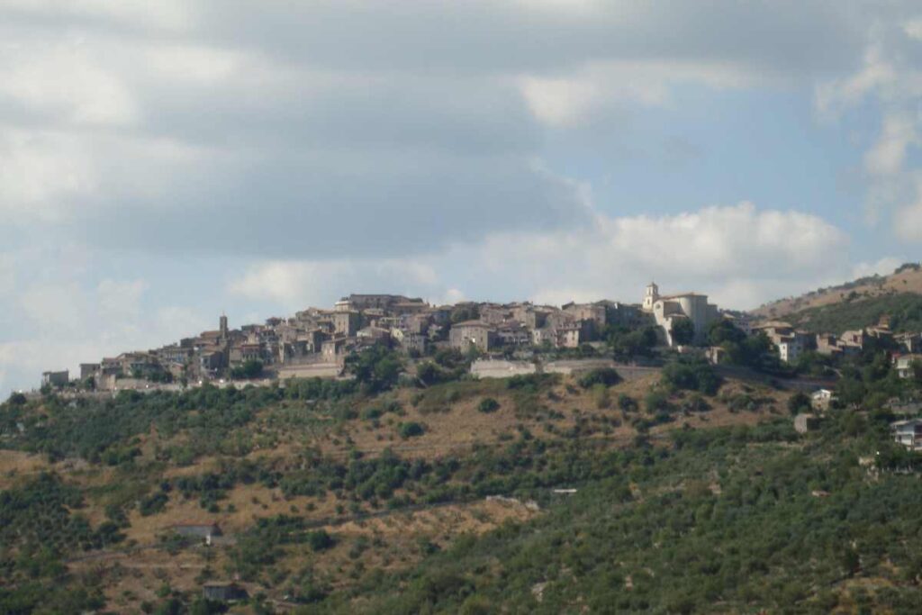 Acuto cosa vedere e fare