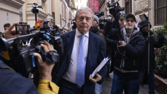 Adolfo Urso Al Teatro Ariston3A