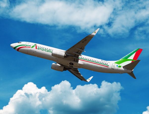Aeroitalia Introduce Apple Pay