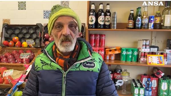 Aggressione In Fruttivendolo A