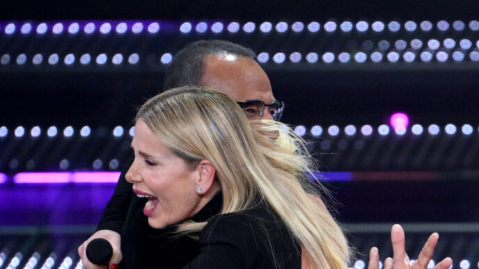 Alessia Marcuzzi Sul Palco Del