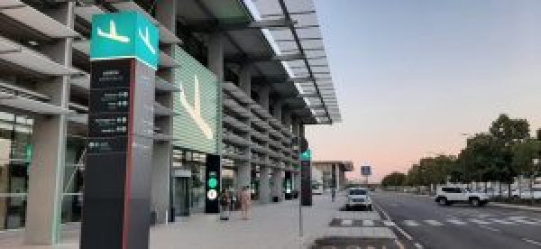 Ancona E Il Suo Aeroporto3A Un