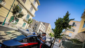 Ansia A Torre Del Greco Per La