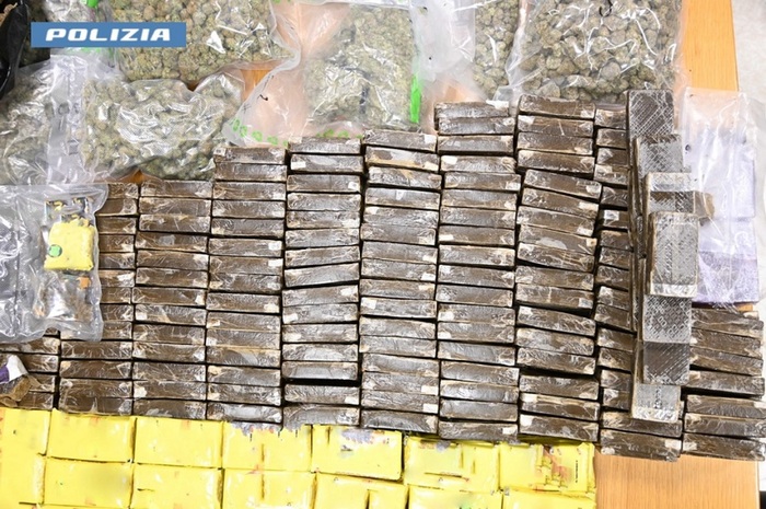 Arrestati Quattro Spacciatori