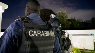 Arresti E Sgombero Di Una Rete