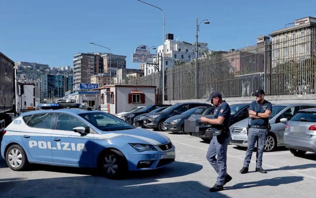 Arresto A Napoli3A Parcheggiato