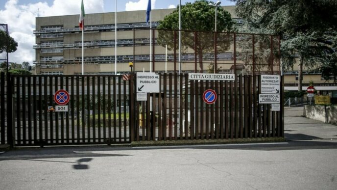 Assoluzione In Tribunale3A Proc